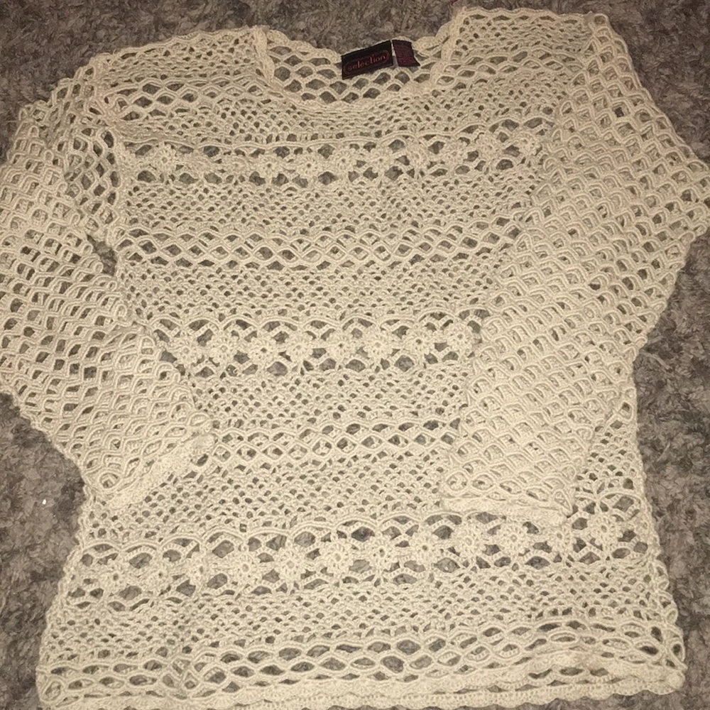 Open knit sweater size s